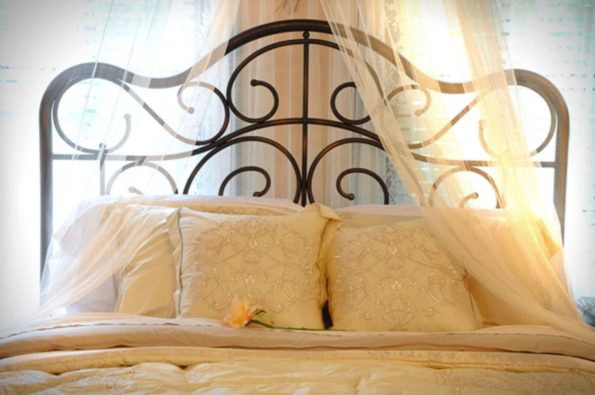 Texas Forest Country Retreat Huntington Екстер'єр фото