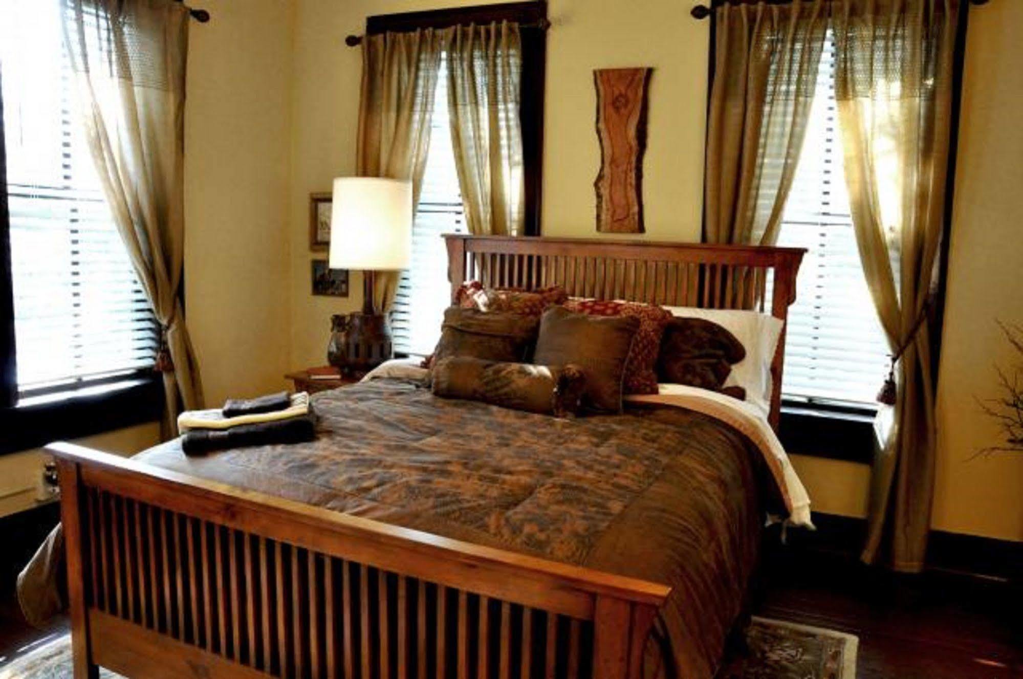 Texas Forest Country Retreat Huntington Екстер'єр фото